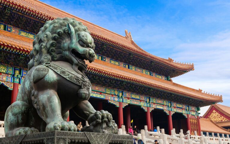 驻荷兰使馆发言人：捍卫一个中国原则，维护联合国大会及世卫大会相关决议的严肃性和权威性